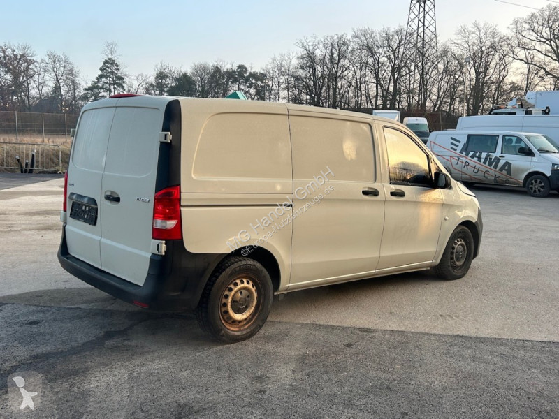 عربة نفعية Mercedes Vito 110 Kastenwagen L1H1