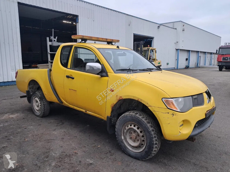 عربة نفعية Mitsubishi 4x4 , 2.5 Di-D , NOT...