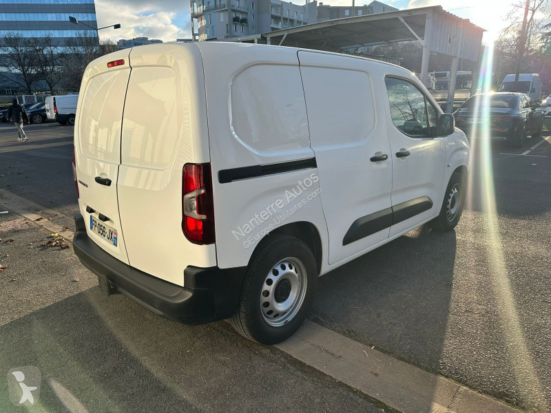 Furgoneta Peugeot PARTNER 10000 HT  LONG 950KG...