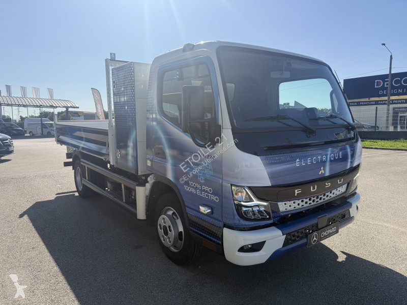 عربة نفعية Fuso 4C15NT1E34T1F 4x2 2023