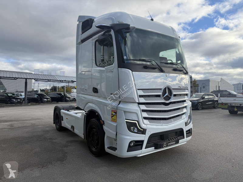 Nyergesvontató Mercedes ACTROS L 1845