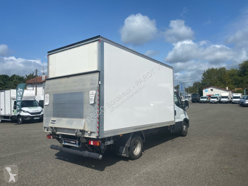 Iveco 35C16H3.0 empattement 4100 Transporter