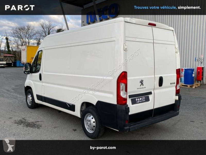 Véhicule utilitaire Peugeot