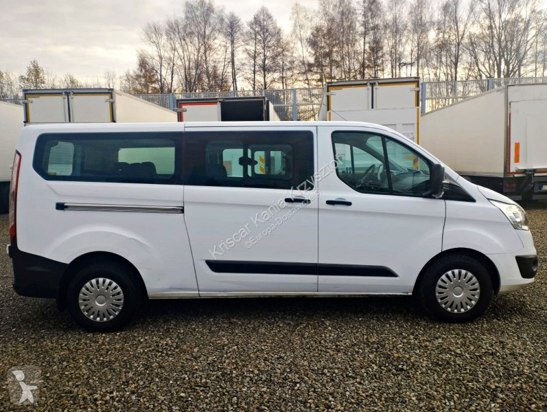 Samochód dostawczy Ford L2 9 Seater Low Mileage