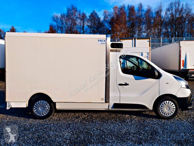 Samochód dostawczy Renault Refrigerator 130K 2...