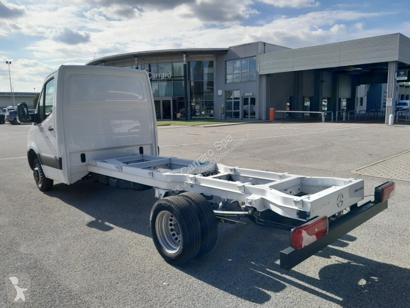 Véhicule utilitaire Mercedes Telaio Traz. Post