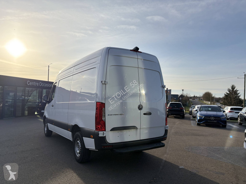 عربة نفعية Mercedes E-SPRINTER FGN 314 37 3.5T