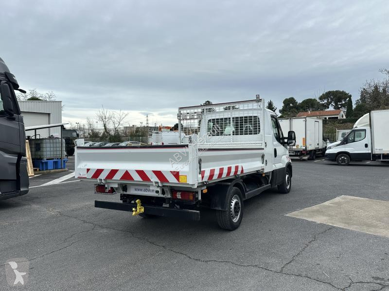 Nyttofordon Iveco 35S14 BENNE DE 2.80M COFFRE...