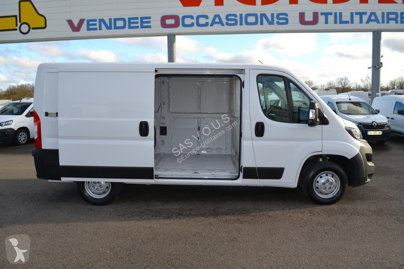 Véhicule utilitaire Peugeot PEUGEOT BOXER FG...