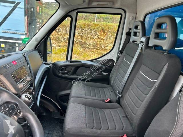 Лекотоварен автомобил Iveco