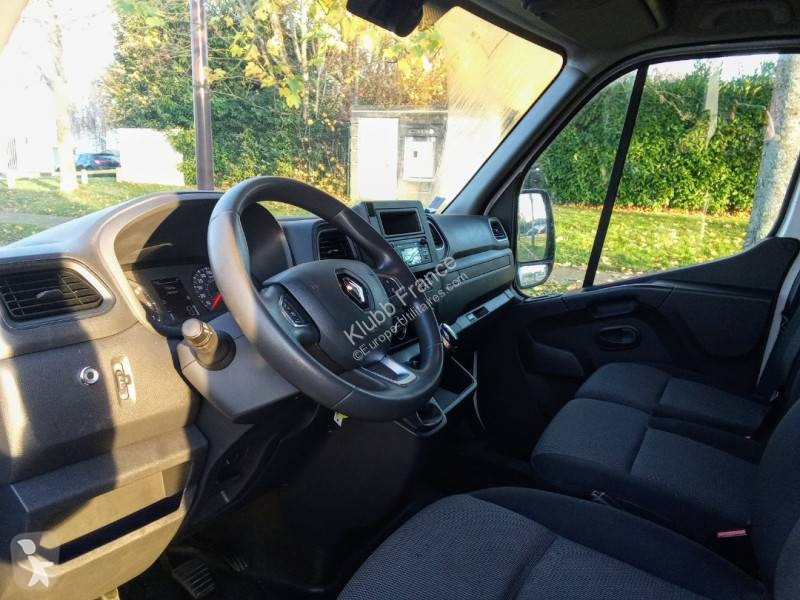 Samochód dostawczy Renault