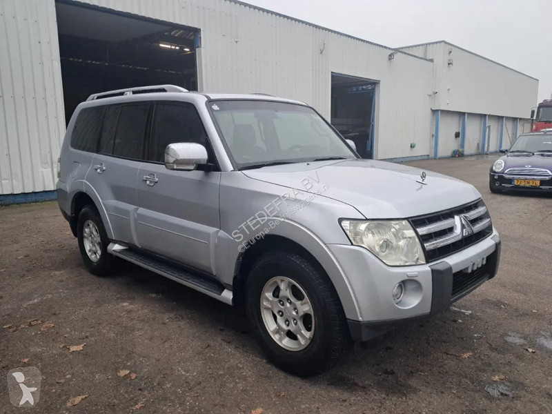 Furgoneta Mitsubishi GLS 3.5 - V6 , 4x4 , 7...