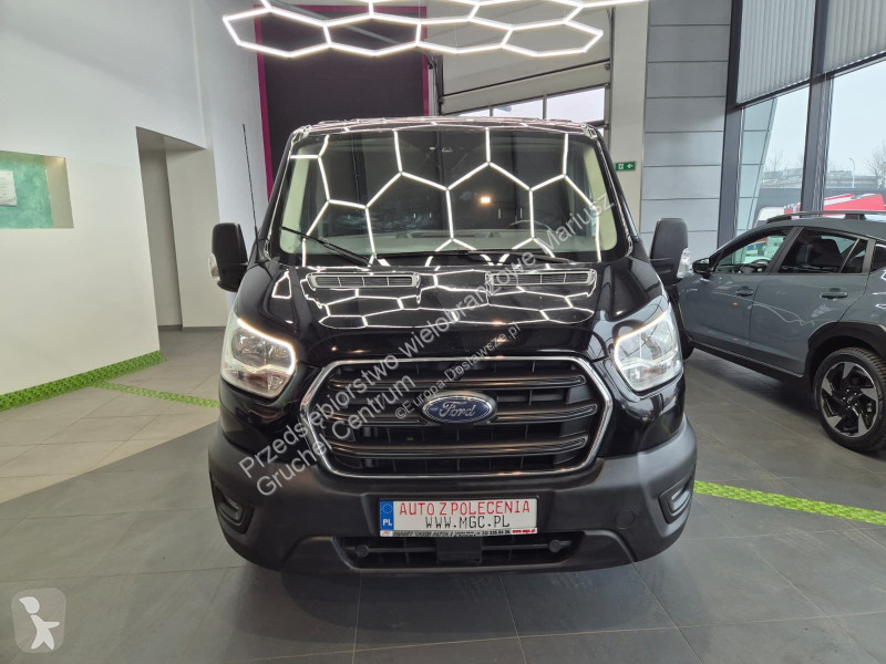 Лекотоварен автомобил Ford Transit 35 2.0 TDCi...