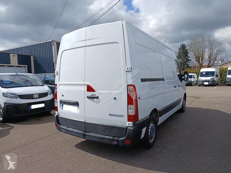 Furgoneta Renault L2H2 DCI 135 GRAND CONFORT