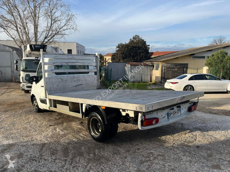 Furgoneta Renault 125 DCI