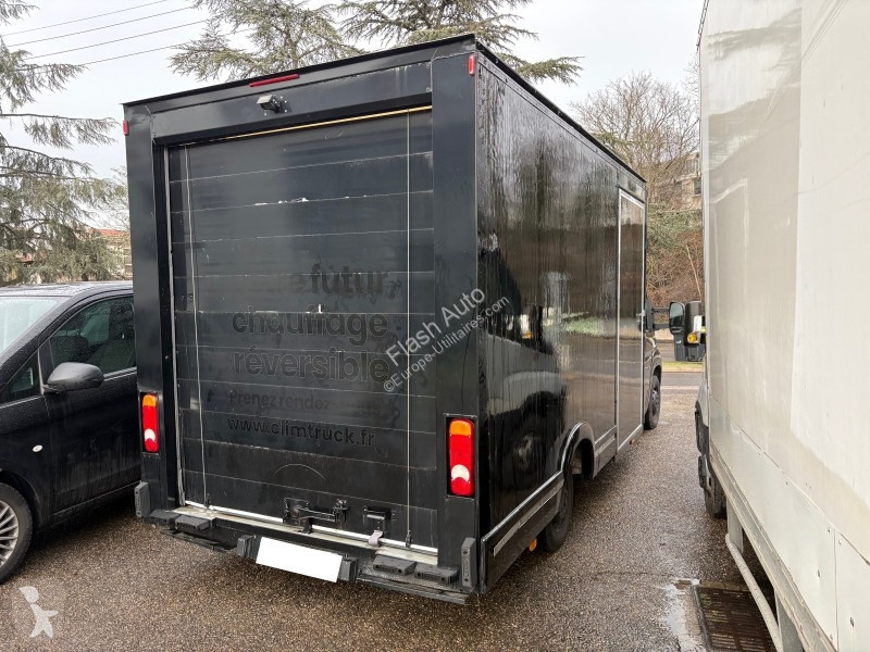Véhicule utilitaire Fiat DUCATO  2.3L 130CH...