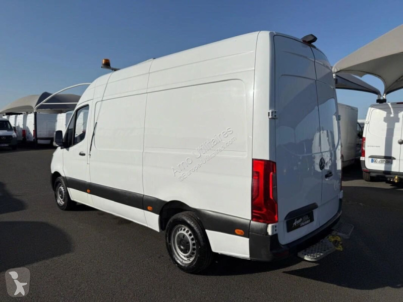 Véhicule utilitaire Mercedes