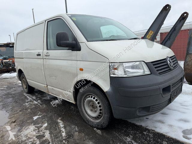 عربة نفعية Volkswagen T5