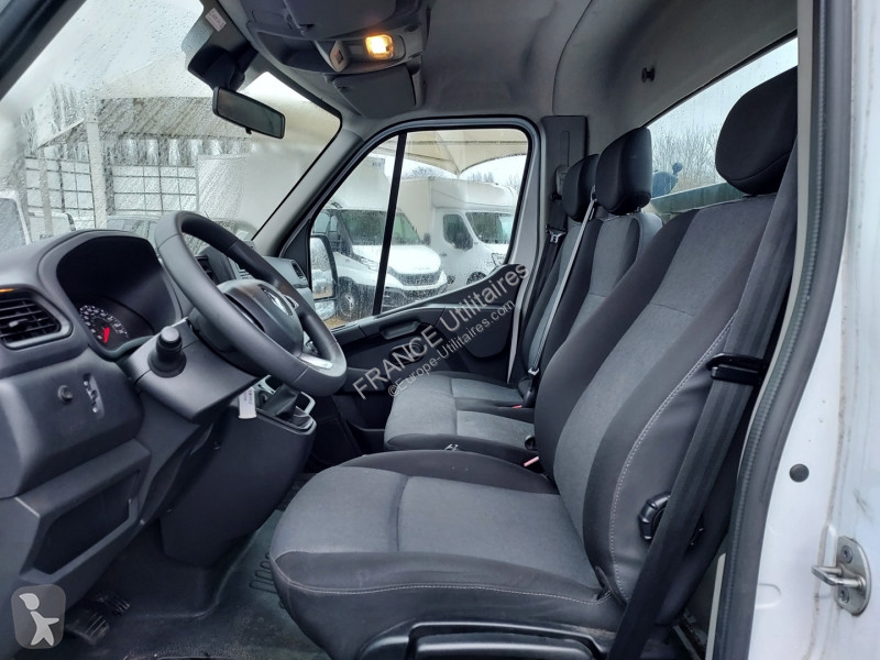 عربة نفعية Renault MASTER III PLATEAU FIXE...