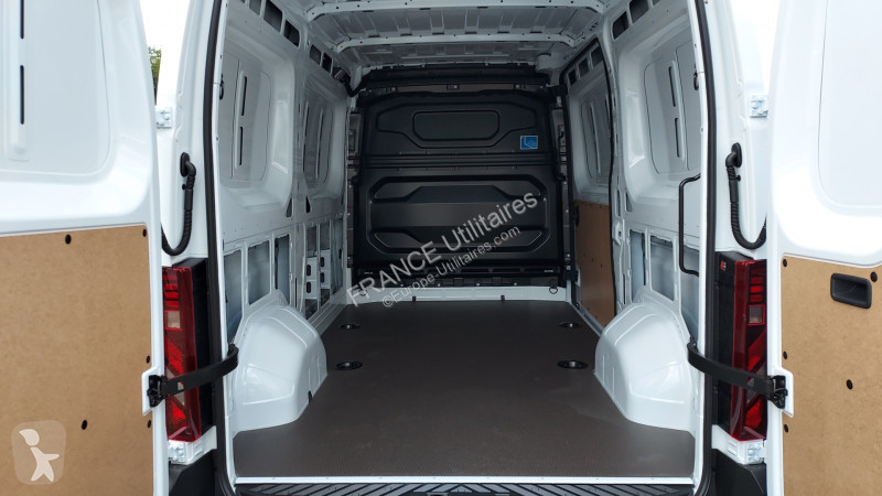 Furgoneta Renault MASTER IV FG BVA F3500 L2H2...