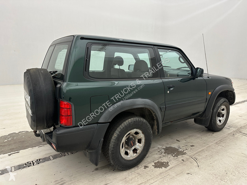 Samochód dostawczy Nissan 3.0D Turbo