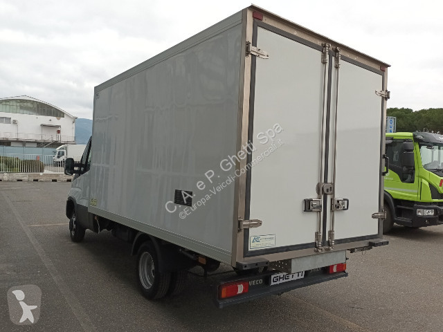 Samochód dostawczy Iveco Daily 35C16