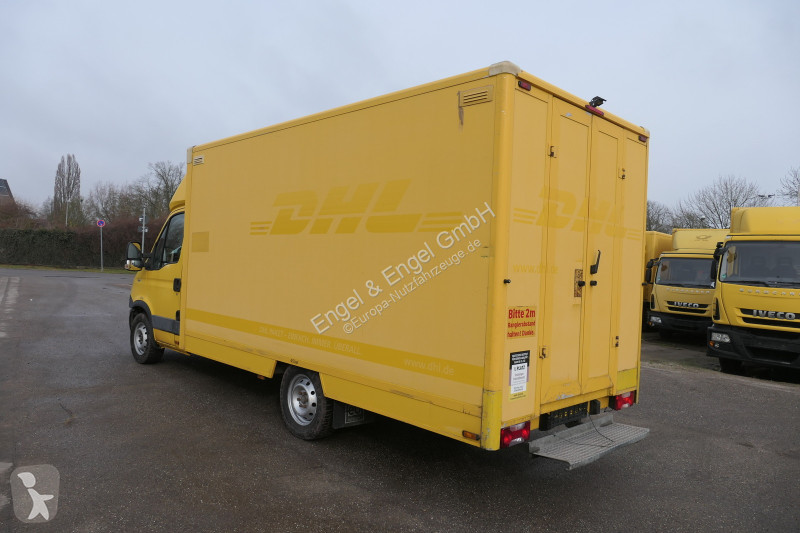 Лекотоварен автомобил Iveco Daily 35 S11 C30C...