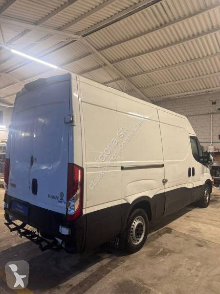 Furgoneta Iveco