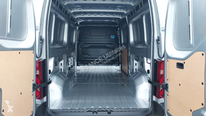 Véhicule utilitaire Renault MASTER IV FG GRIS...
