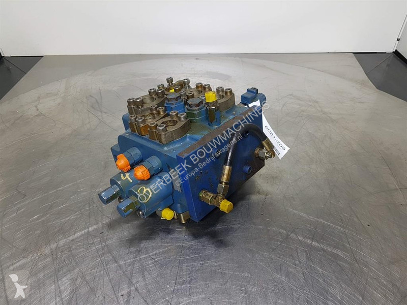 Лекотоварен автомобил Liebherr L544-5717514 /...