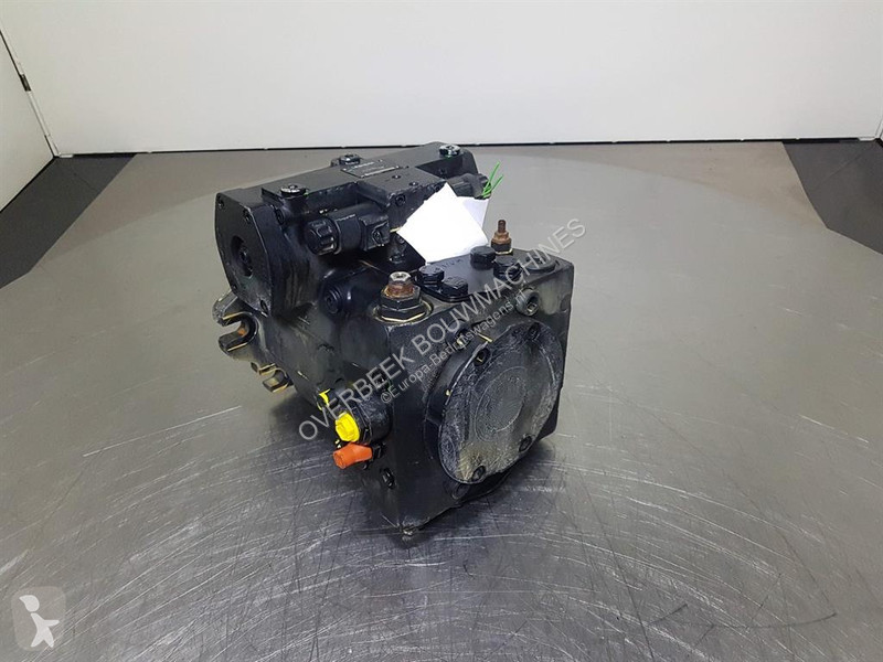 Furgoneta Liebherr 10470657-R902136110-Drive...