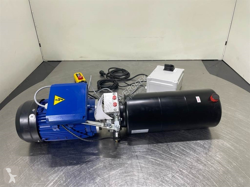 Bedrijfswagen  ML100L1-4 - 2,2kW -...