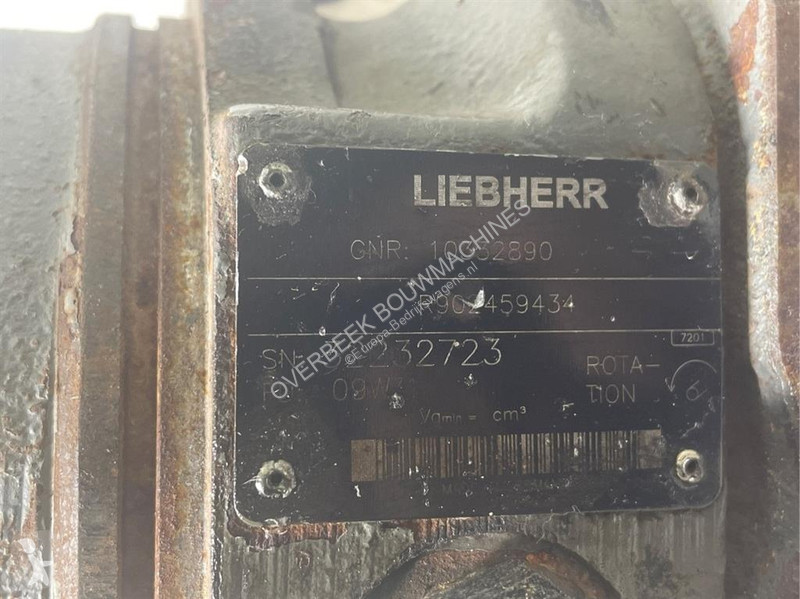 Samochód dostawczy Liebherr...