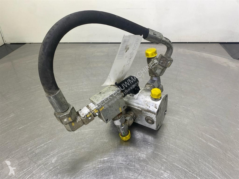 Véhicule utilitaire Manitou...