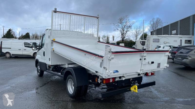 Véhicule utilitaire Iveco