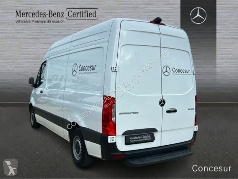 عربة نفعية Mercedes 311 CDI FURGON MEDIO