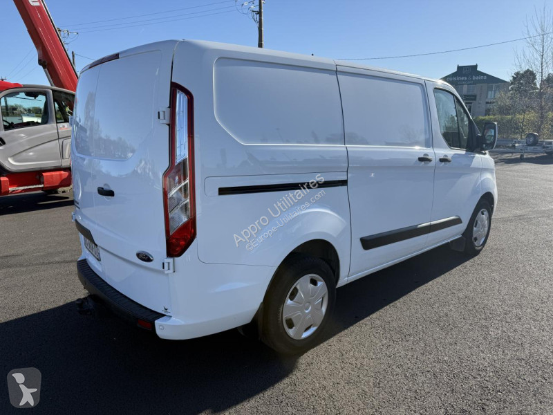 Véhicule utilitaire Ford TRANSIT CUSTOM 2.0...