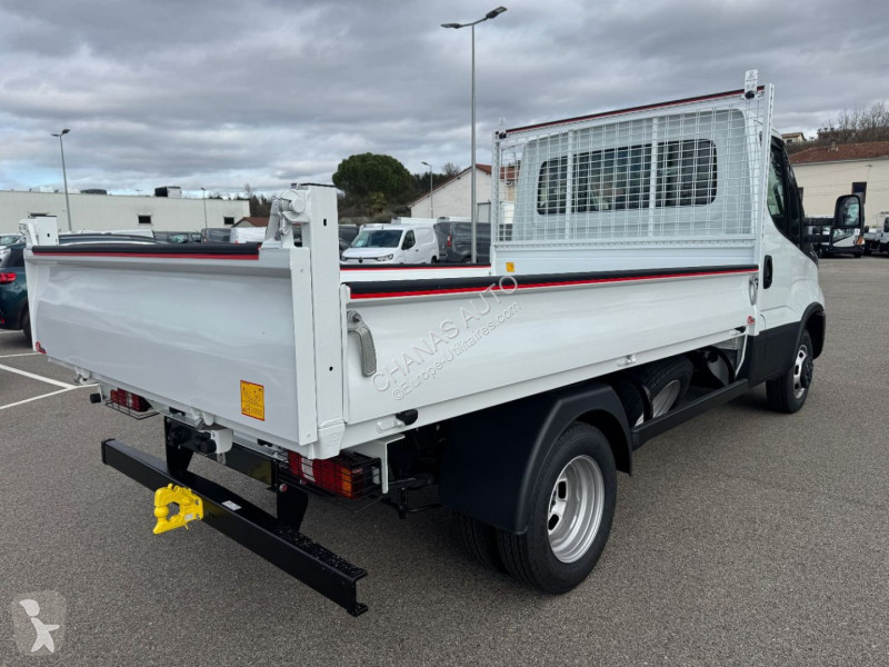 Véhicule utilitaire Iveco 35C18 A8 180CV 3L JPM...