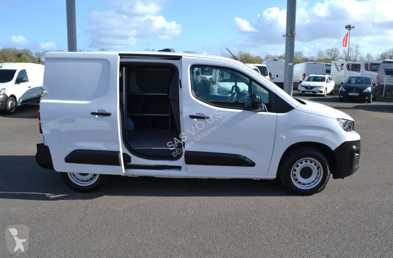 Véhicule utilitaire Peugeot PEUGEOT PARTNER M...