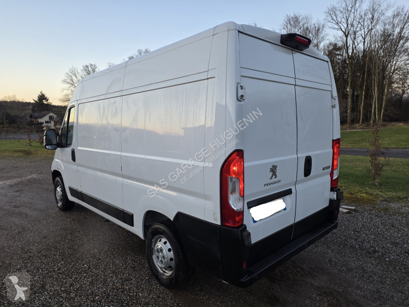 عربة نفعية Peugeot BOXER FG 330 L2H2 2.2...