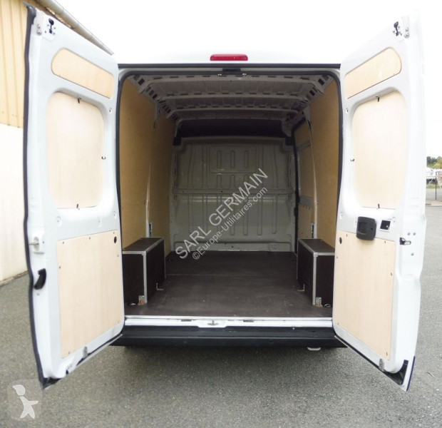 Véhicule utilitaire Citroën JUMPER FG 33 L2H2...
