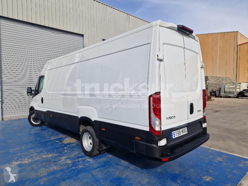 Furgoneta Iveco  DAILY 35C16H 16M3