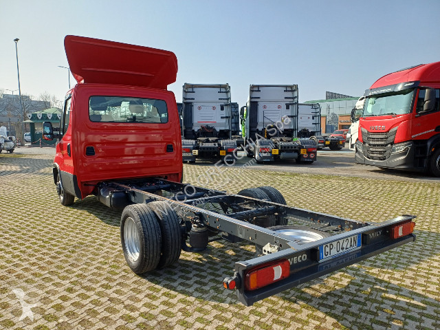 Veicolo commerciale Iveco DAILY 35C21 3.0 A8 -...