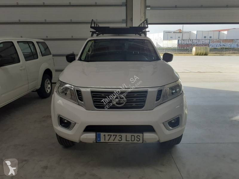Véhicule utilitaire Nissan