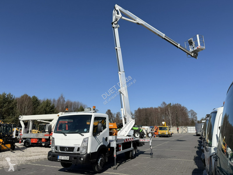 Nissan  Transporter