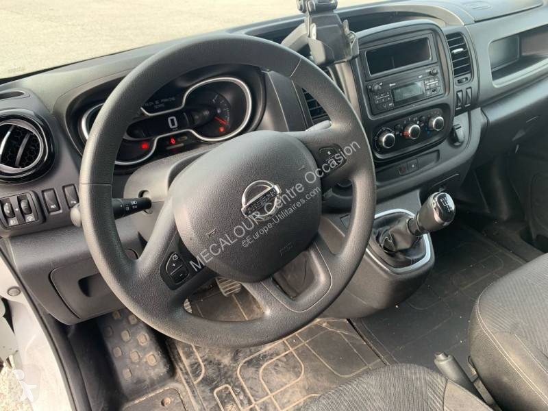 Véhicule utilitaire Nissan
