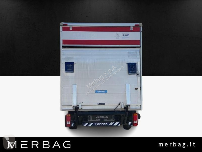 Furgoneta Iveco 35 S18H3.0 3000 cab. HD