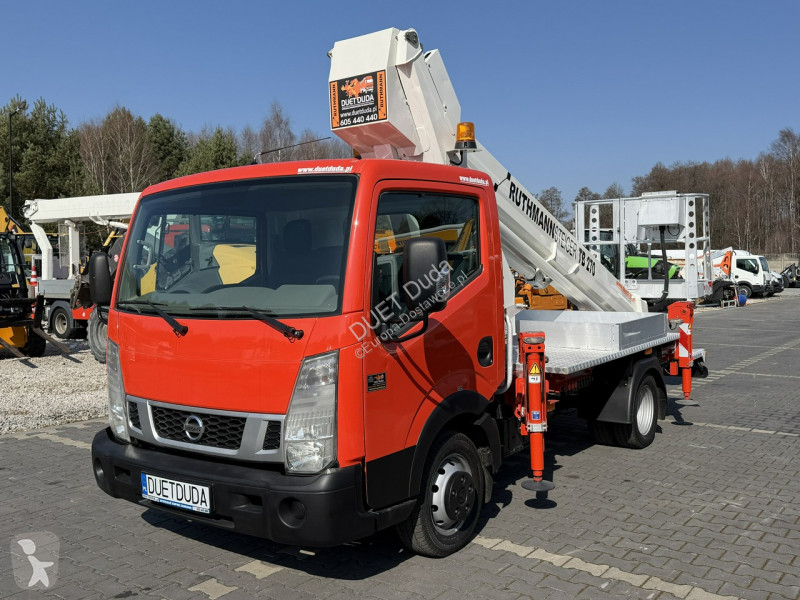 Nissan  Transporter