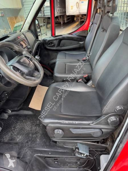 عربة نفعية Iveco