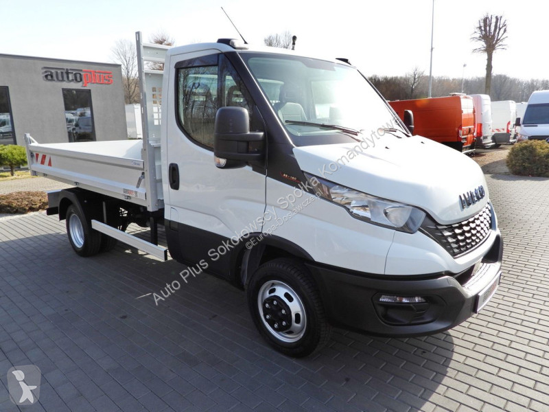 Furgoneta Iveco 35C14 DAILY